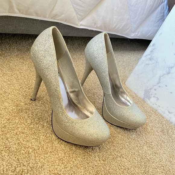 Grey glitter heels - Picture 2 of 4